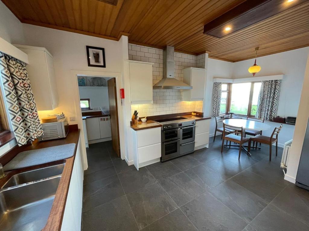 Castlepoint Strangford Exterior foto